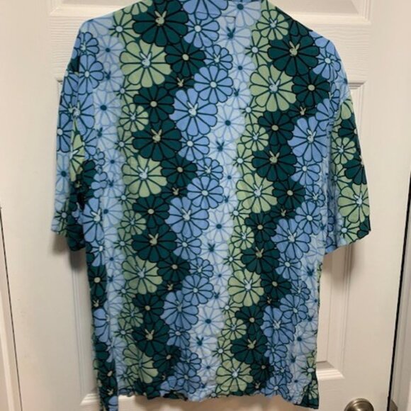 PLAYBOY MENS  FLORAL BUNNY  DRESS DOWN - Picture 2 of 4